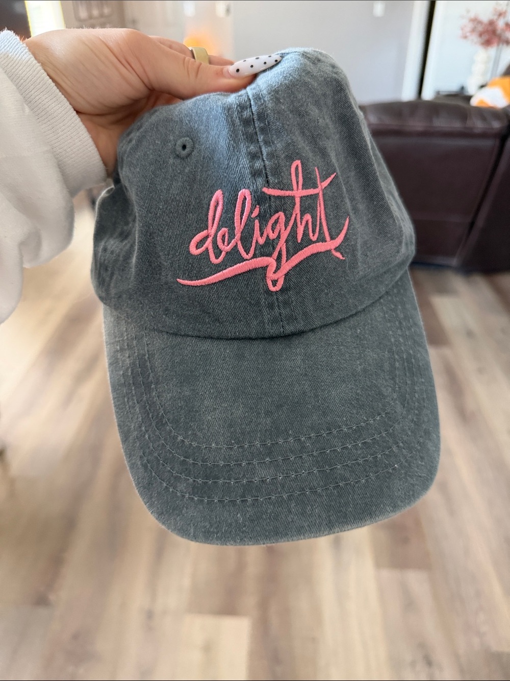Delight Embroidered Cap - Gray with Pink Script